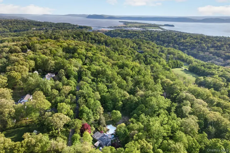 2055 Quaker Ridge Road, Cortlandt, NY 10520 - #2