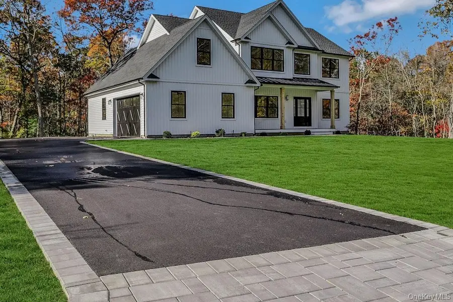 20 Bunker Lane, Middle Island, NY 11953 - #2