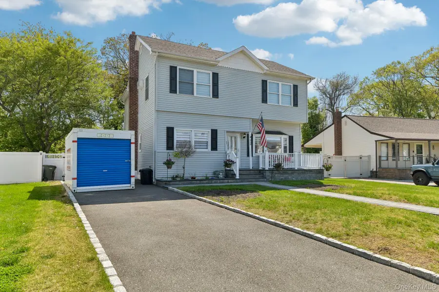 958 Alan Drive, Wantagh, NY 11793 - #2