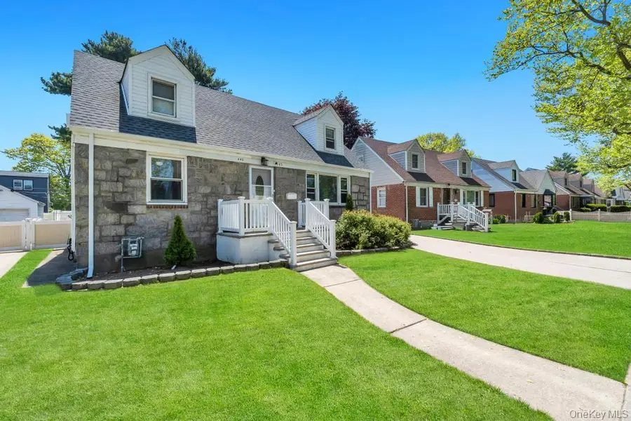 445 Peninsula Boulevard, Lynbrook, NY 11563 - #2