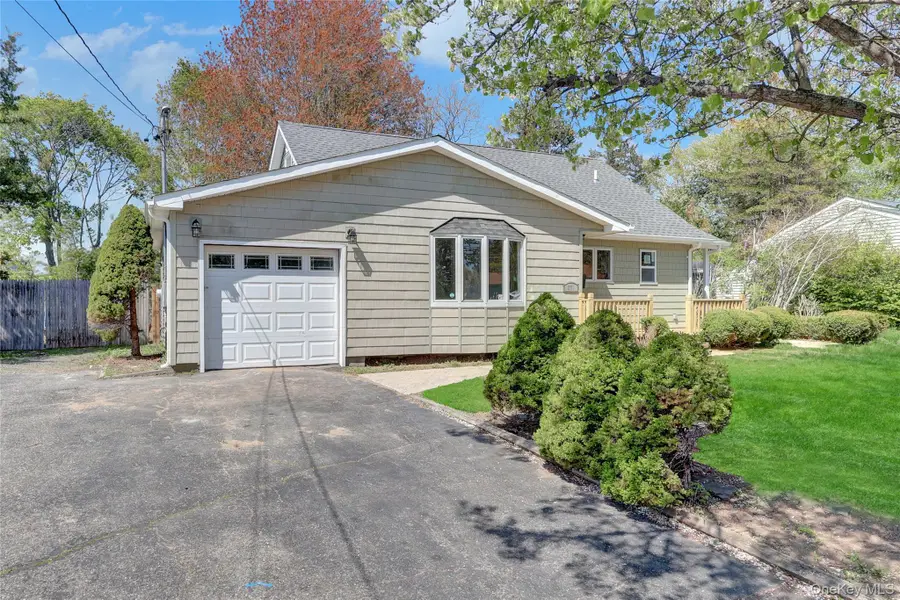 339 Barton Avenue, East Patchogue, NY 11772 - #3