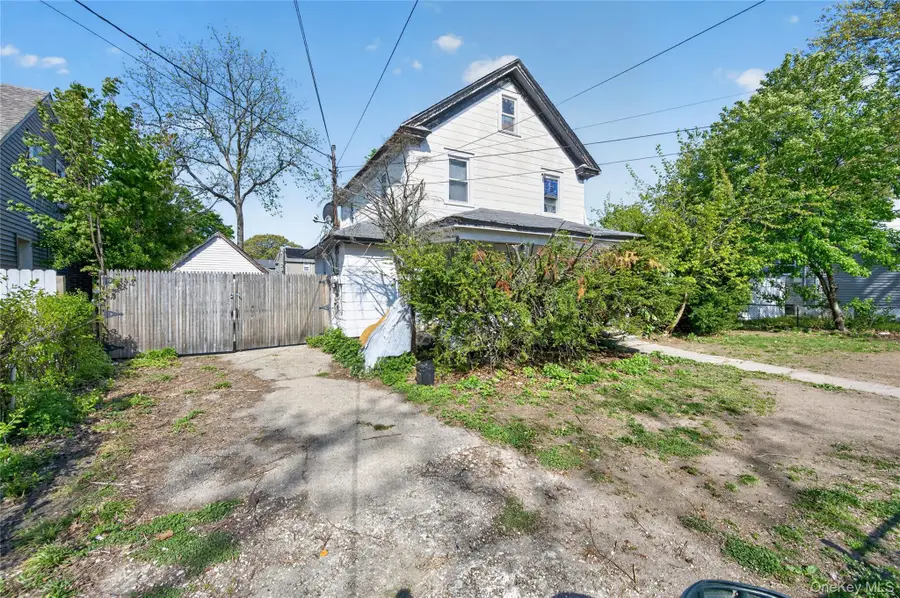 95 Rose Avenue, Roosevelt, NY 11575 - #3