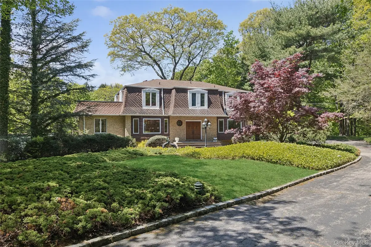 94 Cove Road, Oyster Bay Cove, NY 11771 - #1
