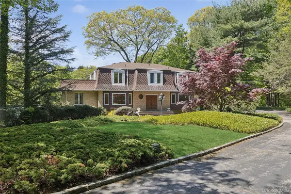 94 Cove Road, Oyster Bay Cove, NY 11771