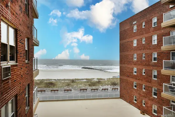 370 W Broadway #4Y, Long Beach, NY 11561