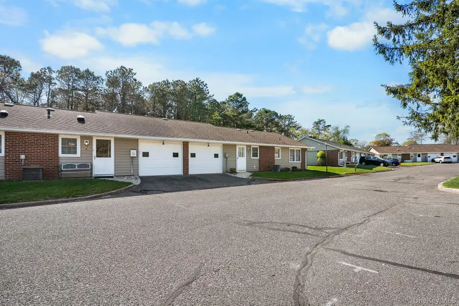 54 Aylesbury Court #B, Ridge, NY 11961 - #2