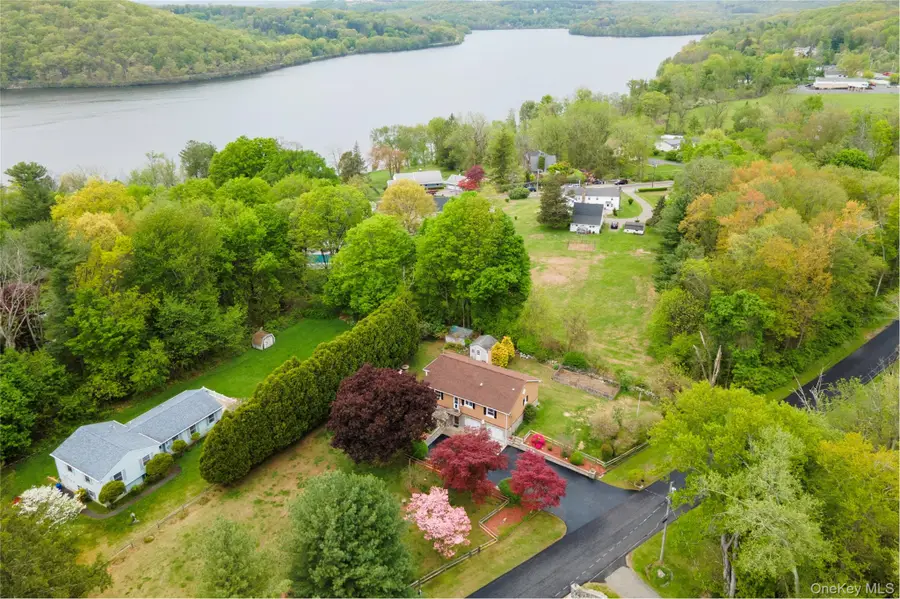 33 Arbor Lane, Brewster, NY 10509 - #3