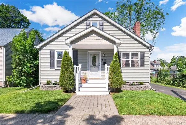 23 Roosevelt Place, Newburgh, NY 12550