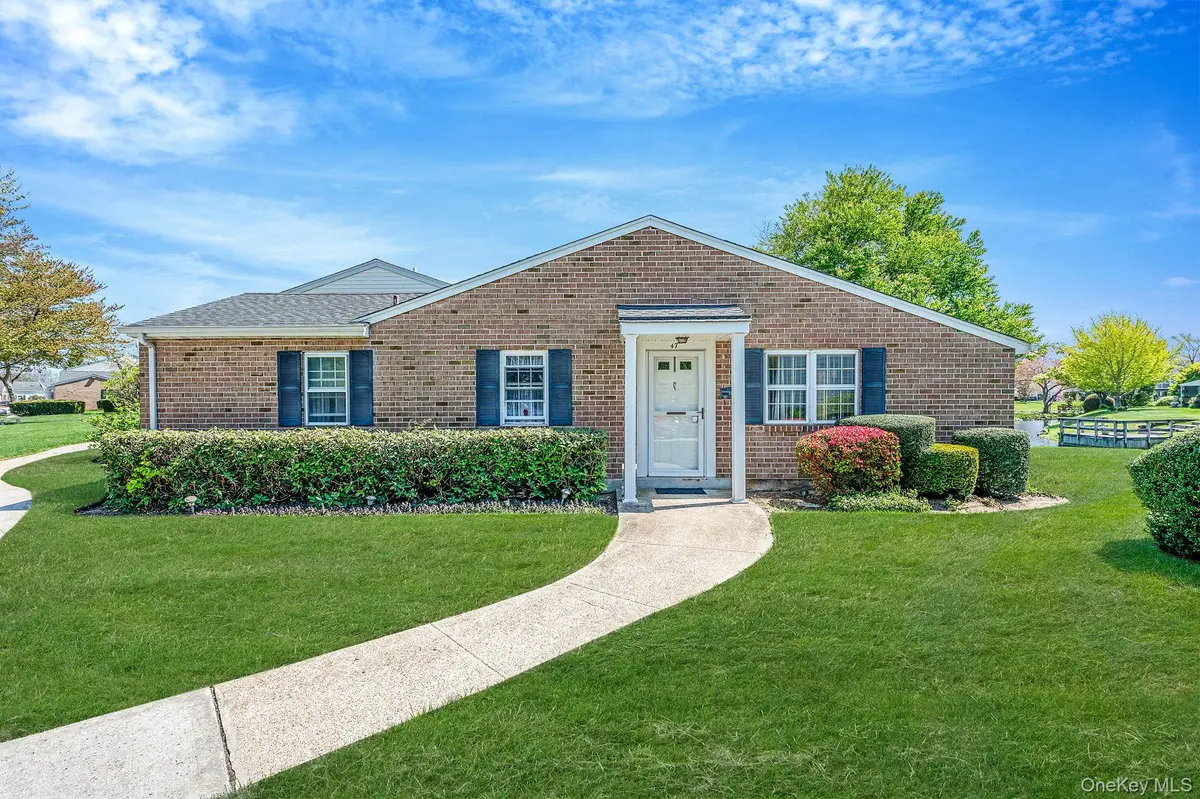 47 Harbor N, Amityville, NY 11701 - #1