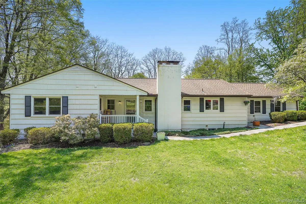 19 Skyview Drive, Armonk, NY 10504 - #1