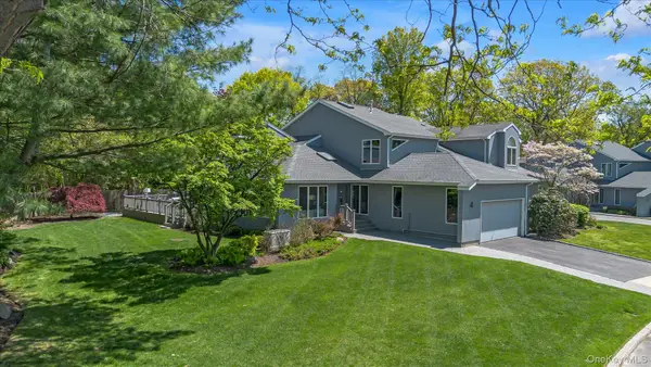 4 Wood Path Drive, Northport, NY 11768