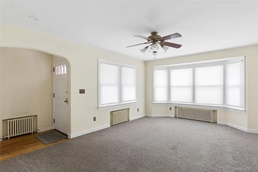 276 Fishel Avenue, Riverhead, NY 11901 - #3