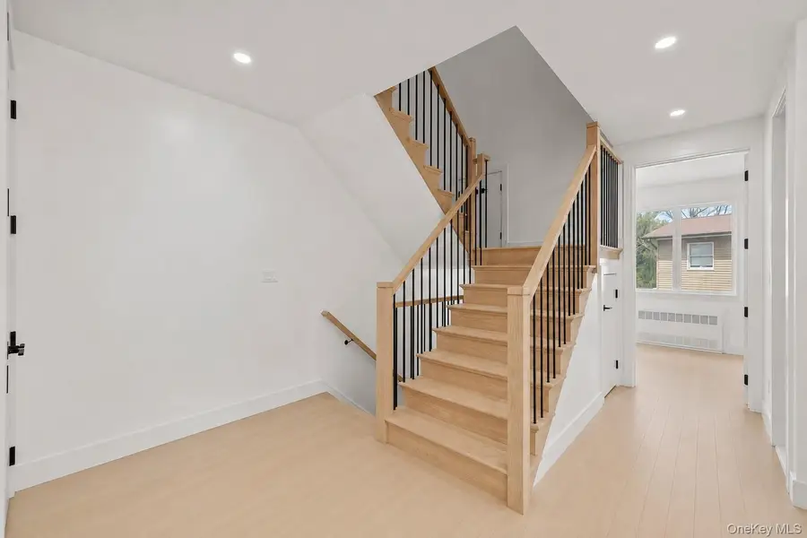 15 Warren Court #201, Monsey, NY 10952 - #3