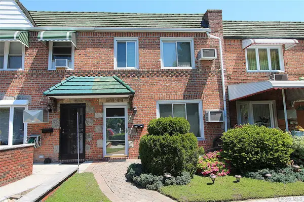 61-59 79th Street, Middle Village, NY 11379