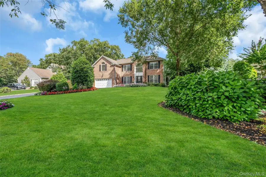6 Magnolia Lane, Smithtown, NY 11787 - #3