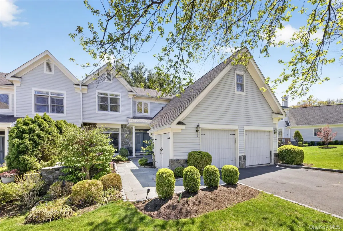 9 Easthaven Lane, White Plains, NY 10605 - #1
