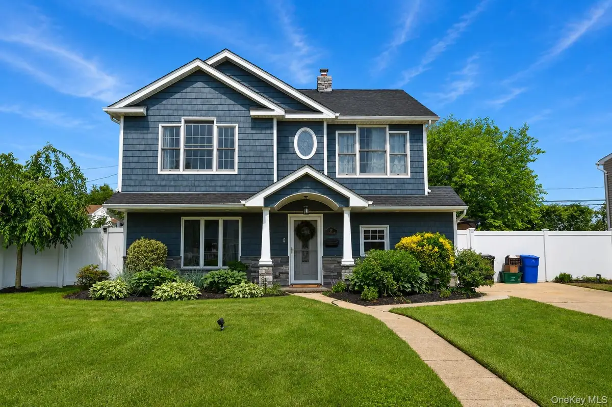 26 Sycamore Lane, Levittown, NY 11756 - #1