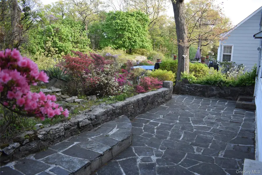 38 Gramercy Avenue, Yonkers, NY 10701 - #2