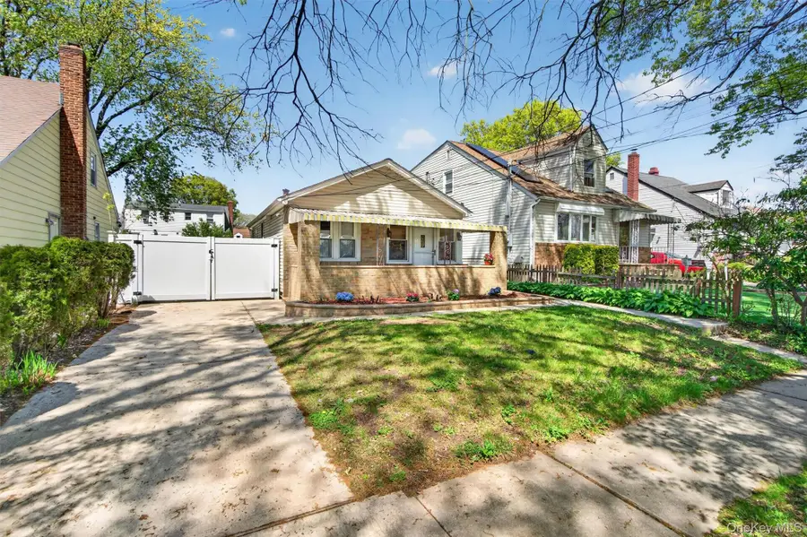 500 Pershing Boulevard, Rockville Centre, NY 11570 - #3