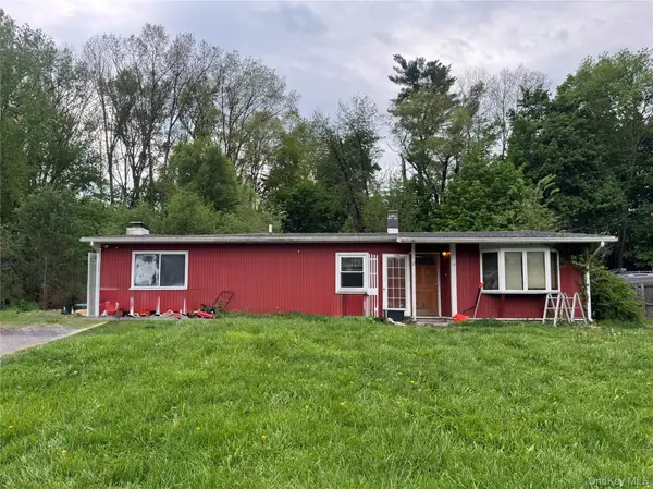 12 Park Circle, Mount Marion, NY 12456