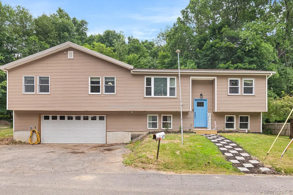 22 Hill View Road, New Windsor, NY 12553 - #1