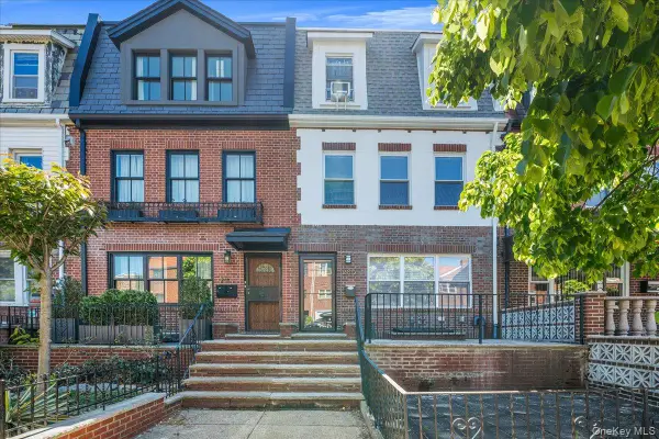 28-12 21st Avenue, Astoria, NY 11105