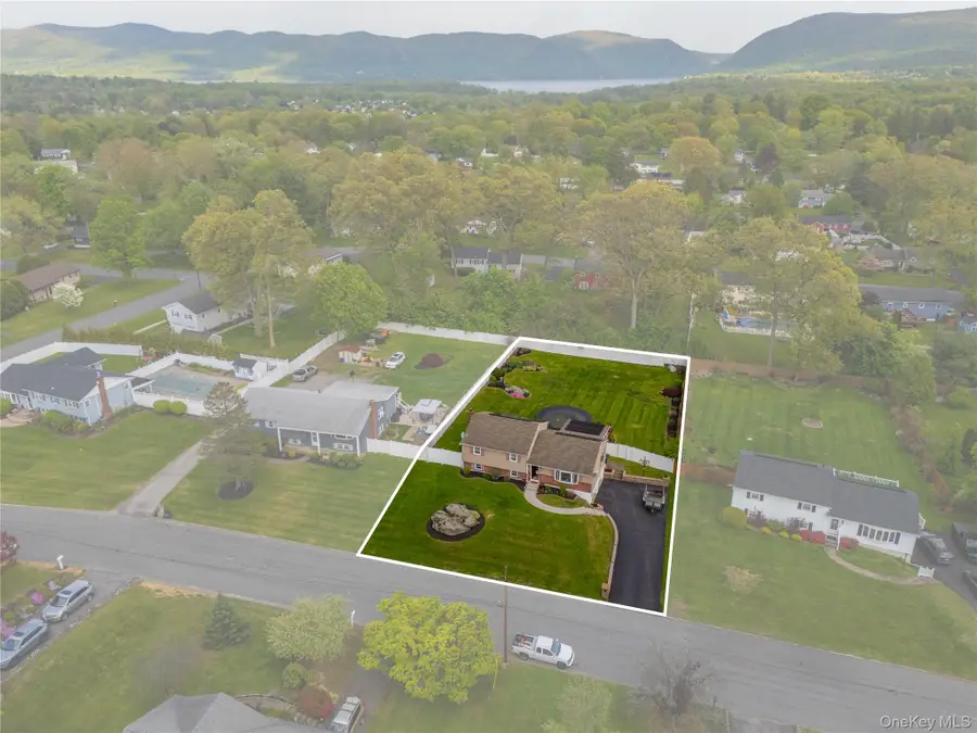 47 Continental Drive, New Windsor, NY 12553 - #3