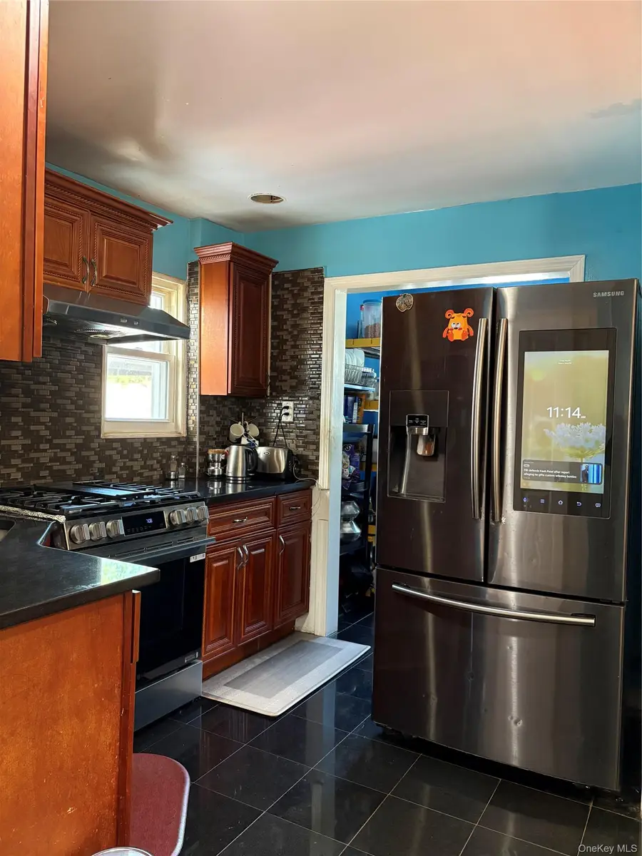 23037 88th Avenue, Bellerose Manor, NY 11427 - #3