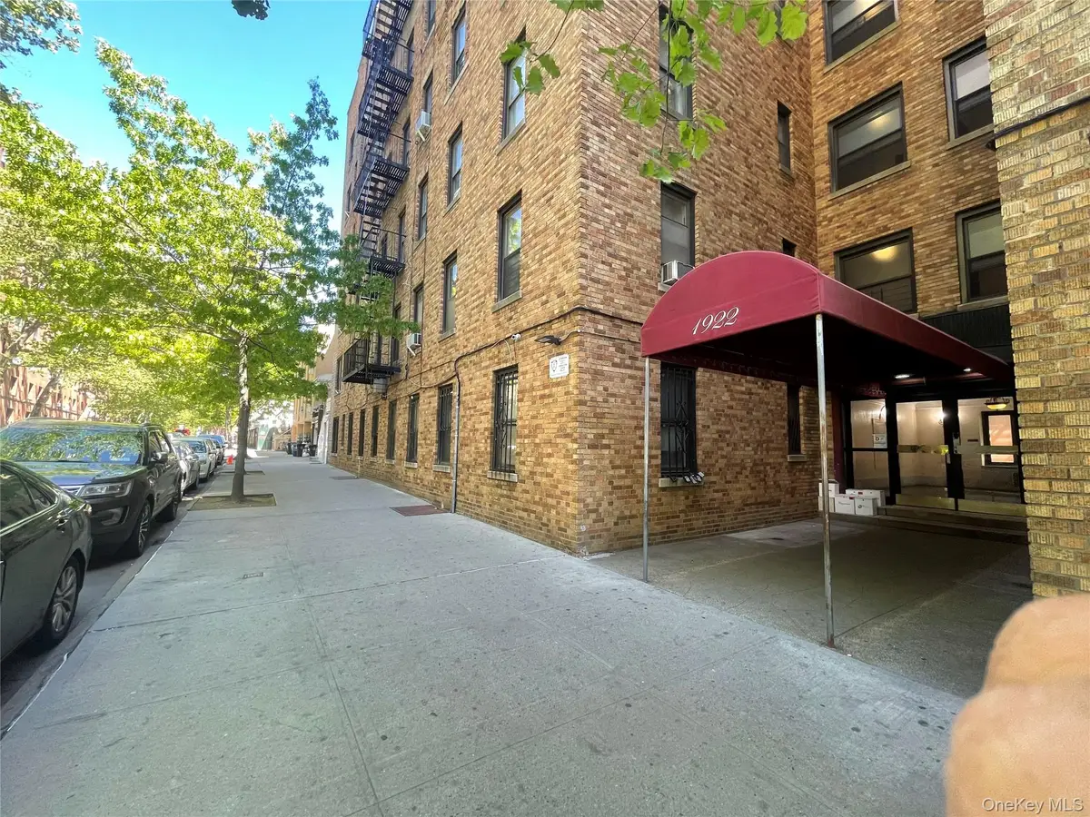 1922 Mcgraw Avenue #1H, Bronx, NY 10462 - #1