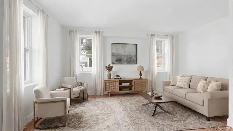 1148 E 211th Street, Bronx, NY 10469 - #2