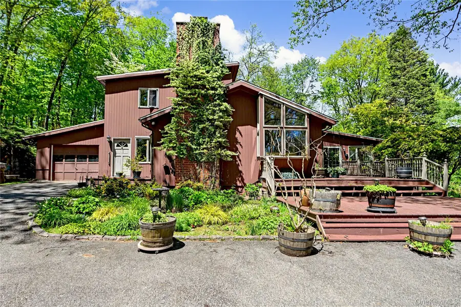631 Croton Falls Road, Carmel, NY 10512 - #2