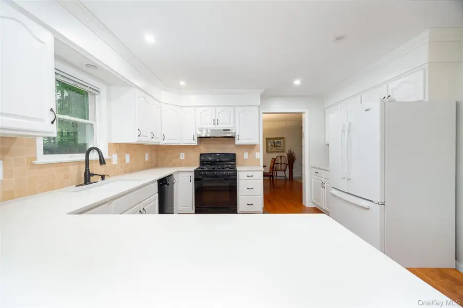 11 Trotter Lane, Poughkeepsie, NY 12603 - #3