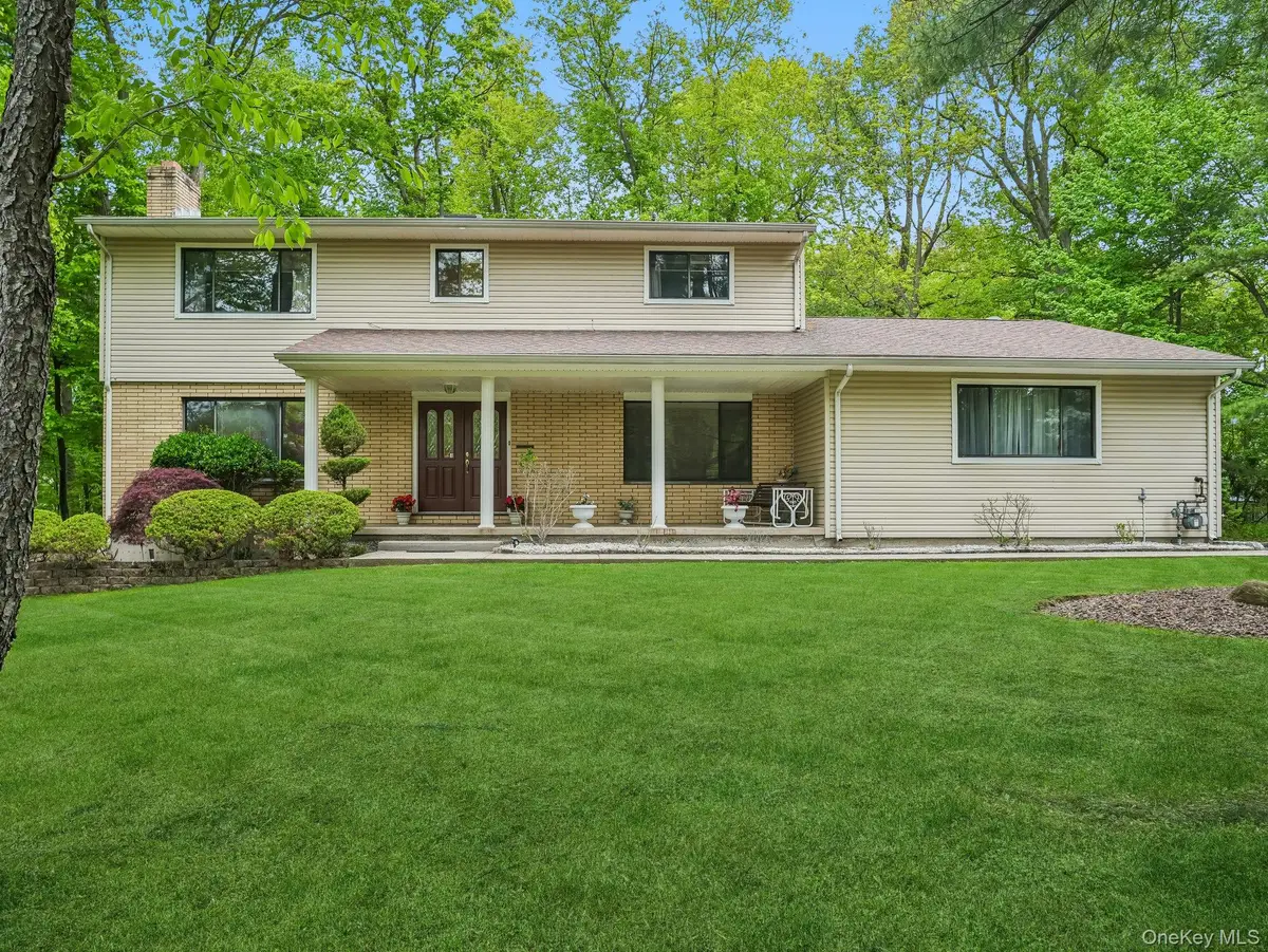 4 Lochness Lane, New City, NY 10956 - #1