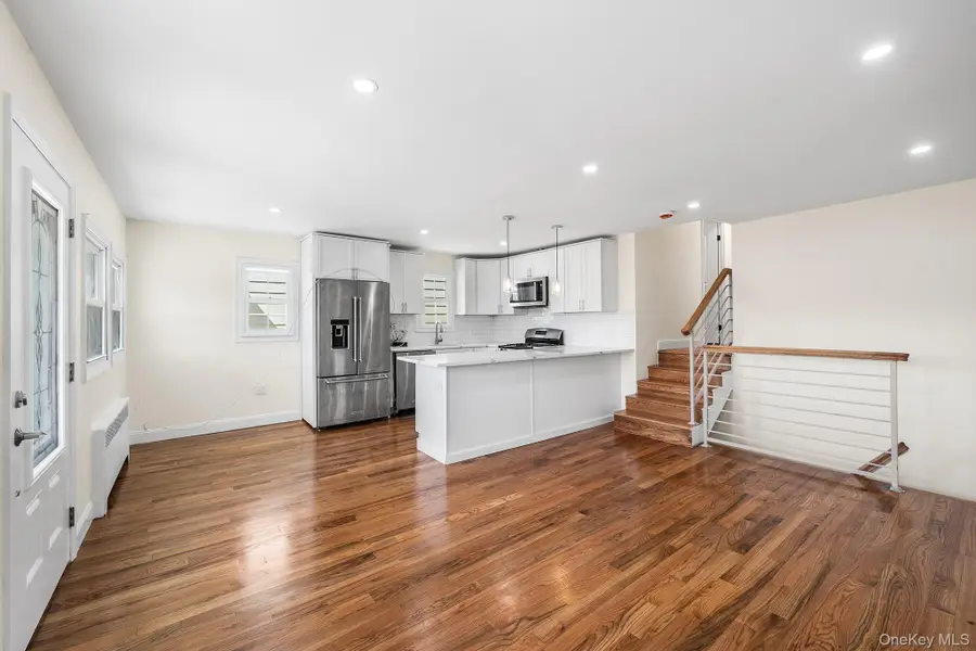 414 Beach 48th Street, Far Rockaway, NY 11691 - #3