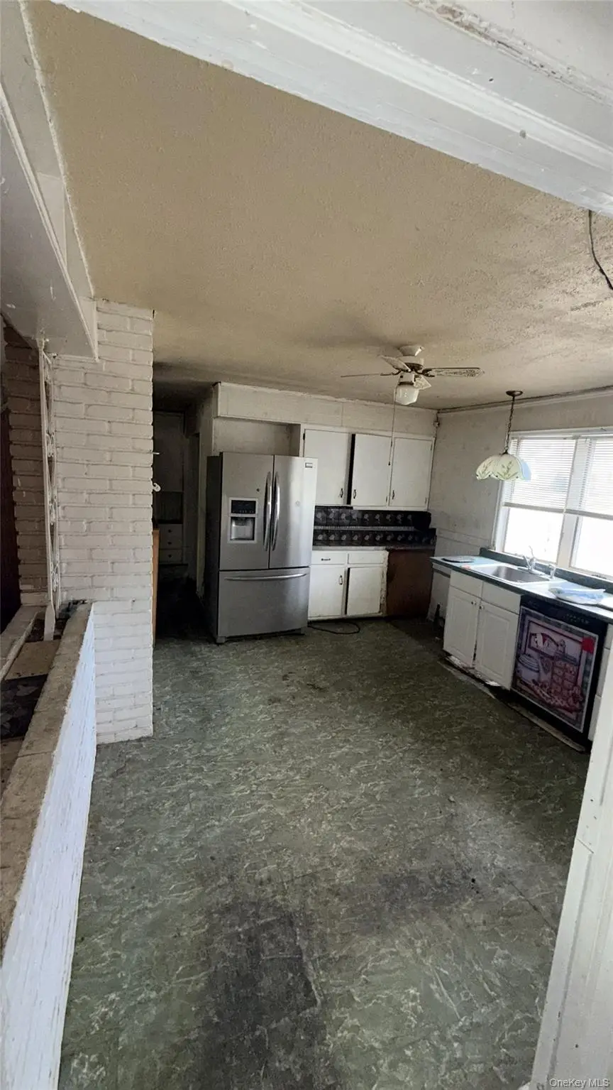 6 Shotgun Lane, Levittown, NY 11756 - #3