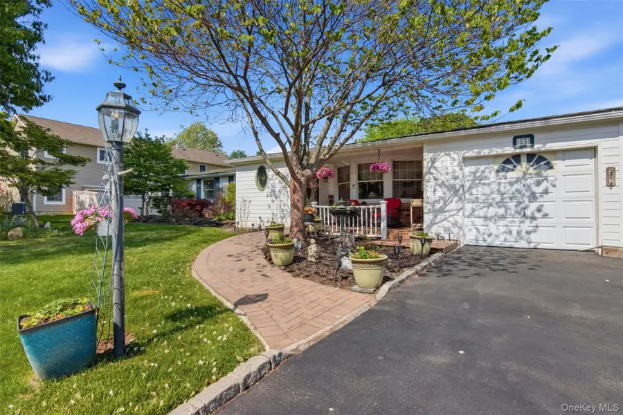 33 Fraternity Lane, Stony Brook, NY 11790 - #3
