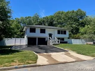 6 Barbara Avenue, Port Jefferson Station, NY 11776 - #3