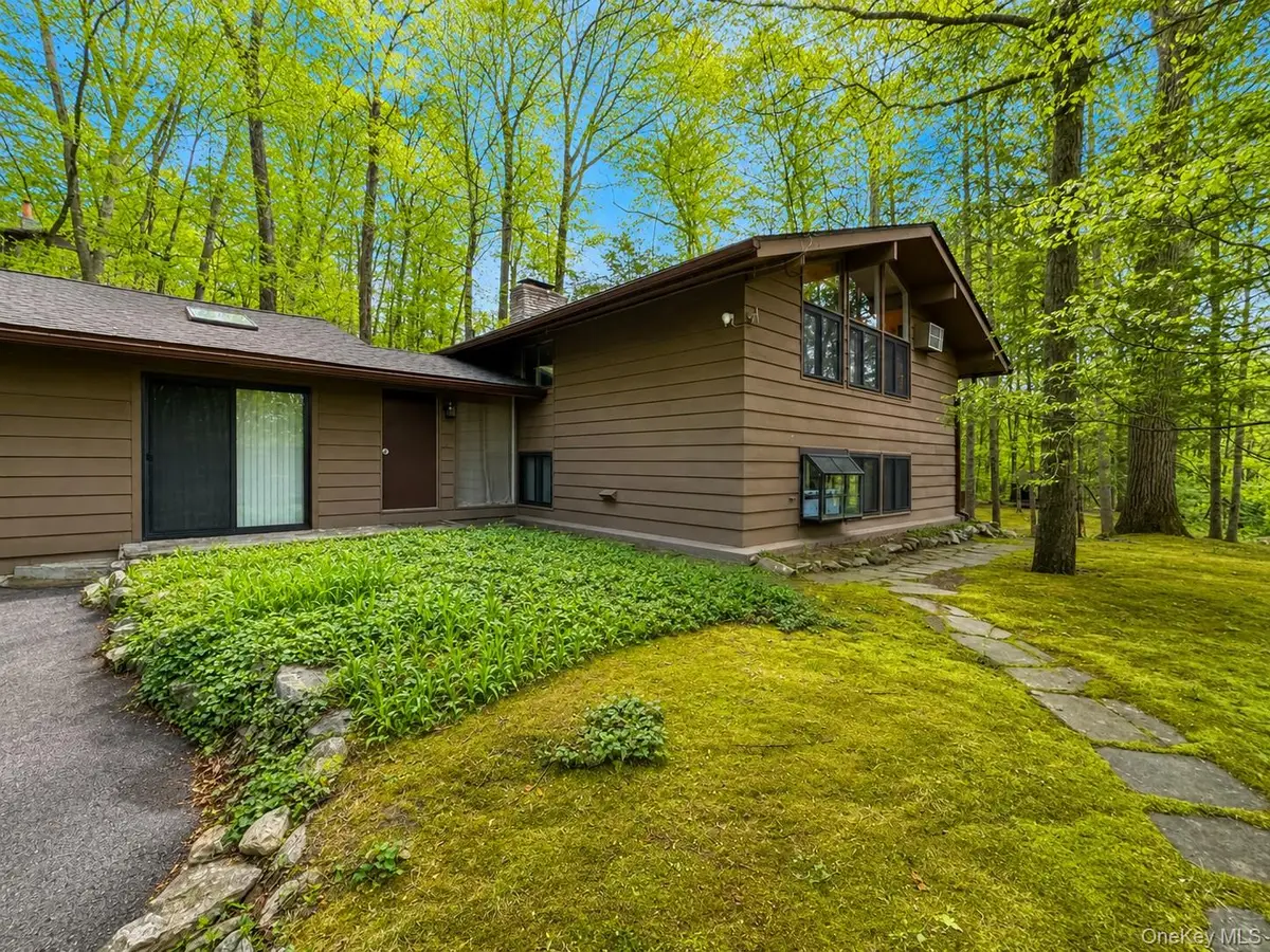 80 Clinton Road, Tuxedo Park, NY 10987 - #1