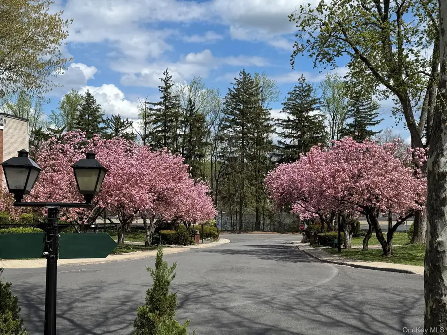 4 Channing Place #2R, Eastchester, NY 10709 - #2
