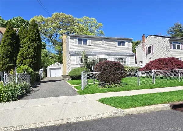 597 Woodland Drive, South Hempstead, NY 11550