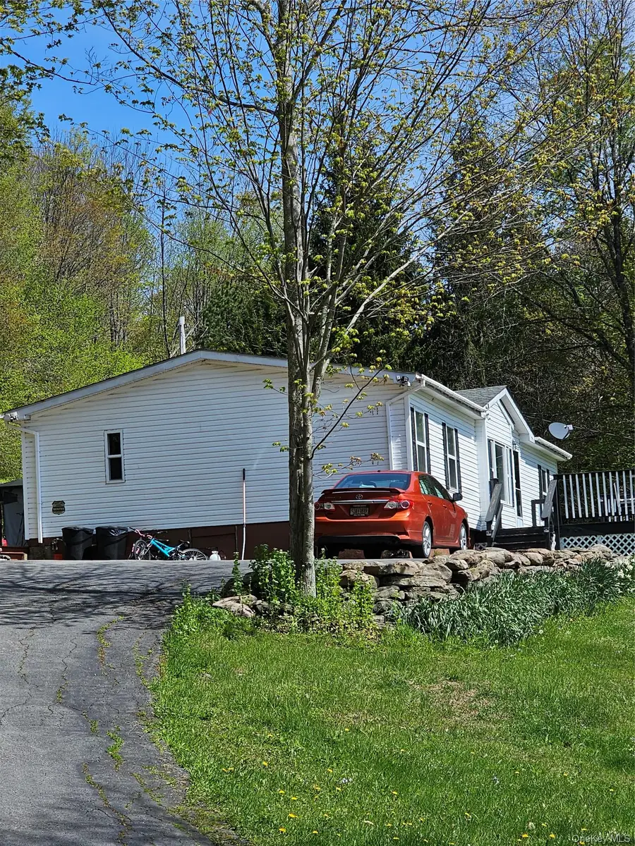 211 Cole Road, Hurleyville, NY 12747 - #2