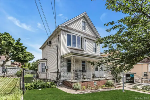 150-35 11th Avenue, Whitestone, NY 11357