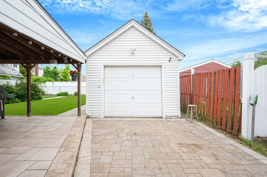 167 Shaw Avenue, Valley Stream, NY 11580 - #3