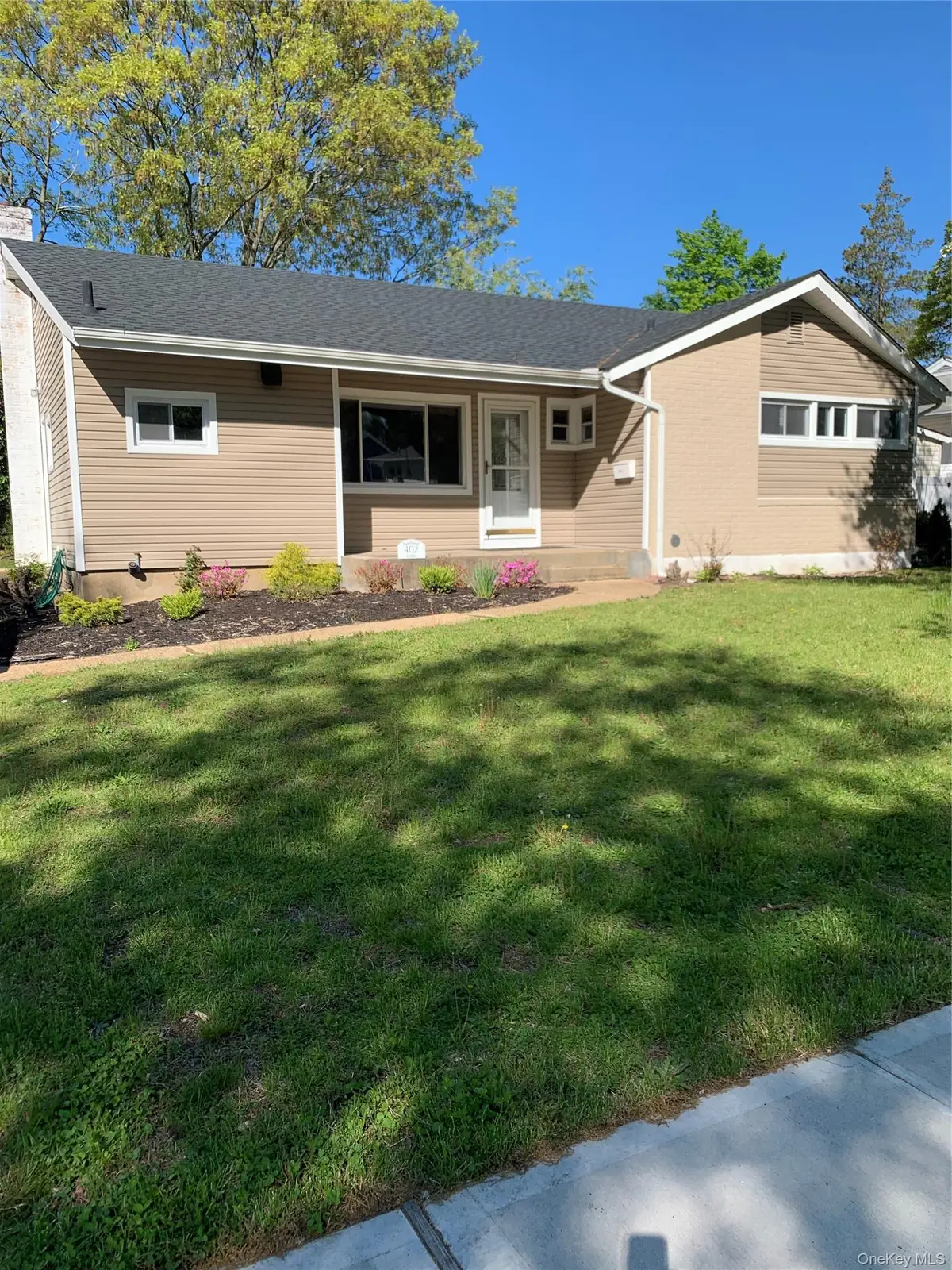 402 Leslie Lane, Uniondale, NY 11553 - #1