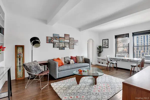 319 East 50th Street #12G, New York (Manhattan), NY 10022