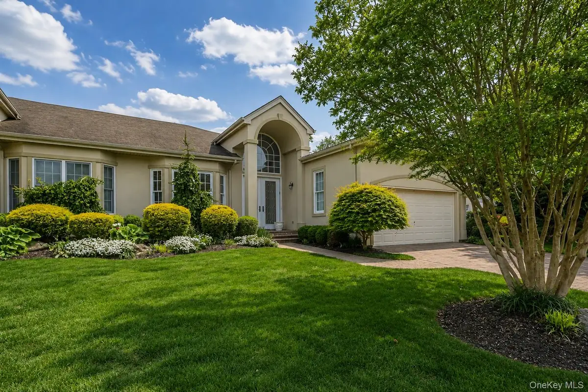 398 Altessa Boulevard, Melville, NY 11747 - #1