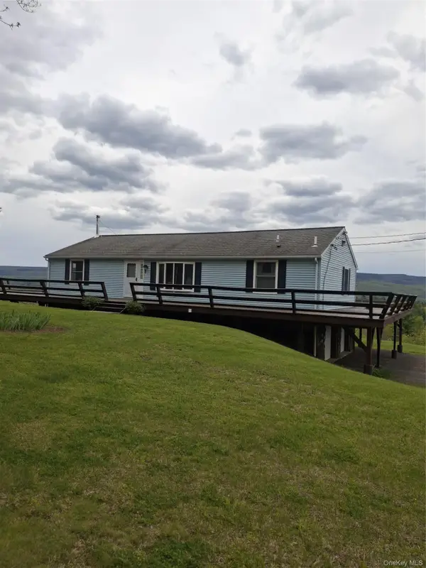 9 J&j Road, Kerhonkson, NY 12446