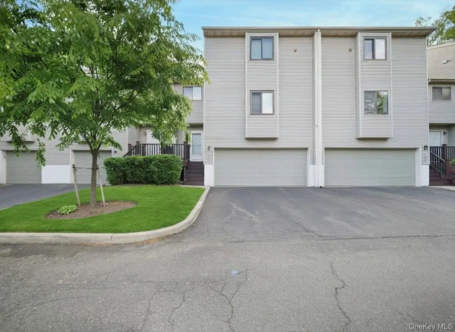 5 Isabel Court, Nanuet, NY 10954 - #2