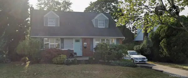 140 Wickshire Drive, East Meadow, NY 11554