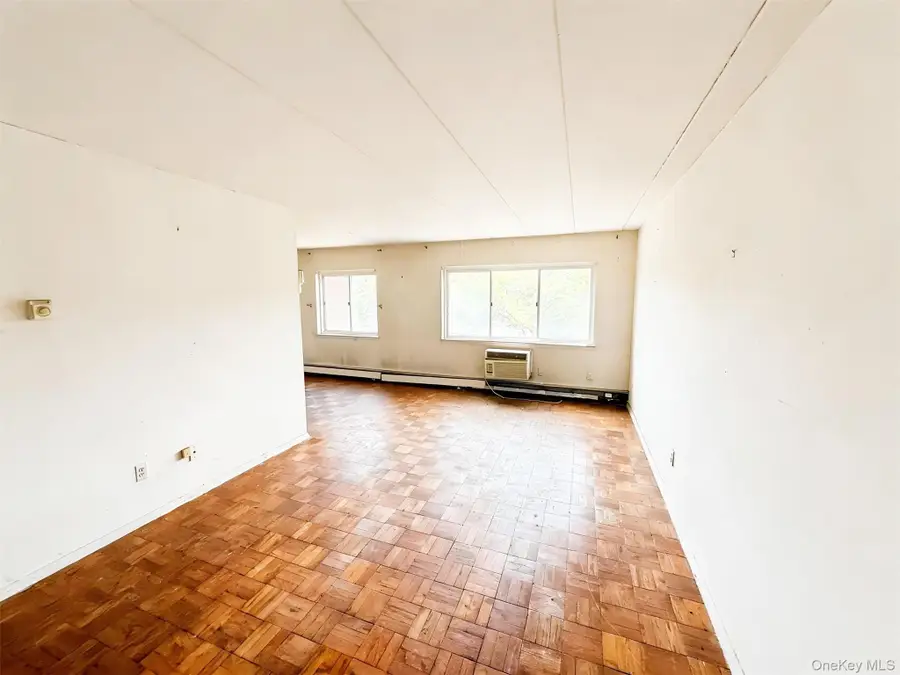 370 Central Park Avenue #4H, Scarsdale, NY 10583 - #2